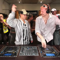 2HOT2PLAY | Radio Rudina