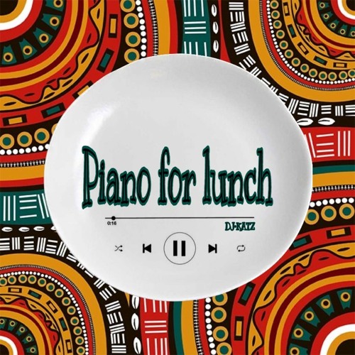 Piano for lunch