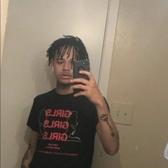 ✰