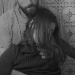 قبل ماآنام كنا مابنخلصي كلام فينك وخداك الايام وسيبنى حبيبي لمين):