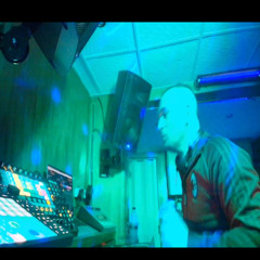 Techno Live Dj Set (11-01-2025) by Straight Dj