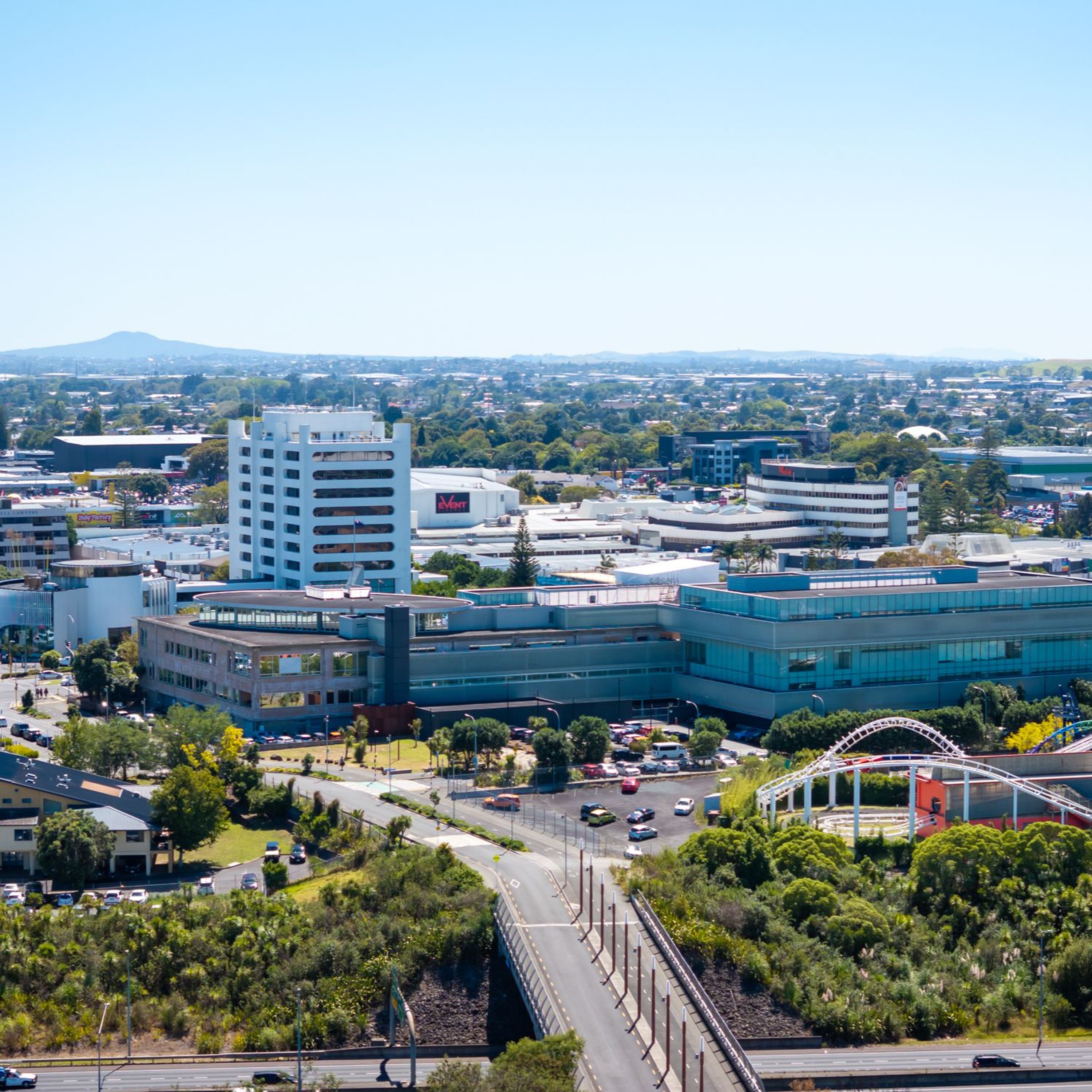 We talk with Leigh Auton - former CEO of Manukau City Council episode artwork