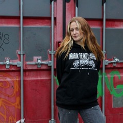 Wigs w/ Imogen 190225