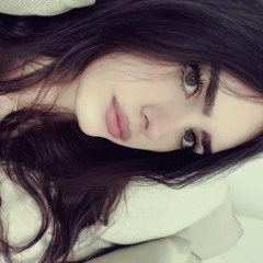 يمشي خجول دوم على طول