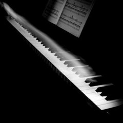 S'INSTALLER AU PIANO