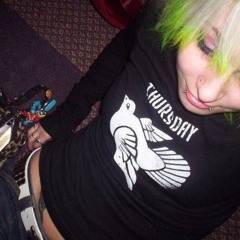 @restless....im literally fucking bleeding out