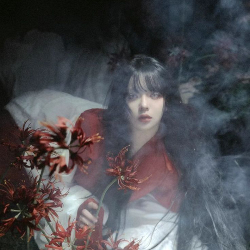 giờ thì lòng em tan nát, anh à...