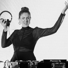 Nathalia Albuquerque | Dance House Music Mix