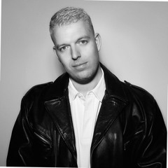 Frenna - ZAAZAA (The Boy Next Door House Remix)