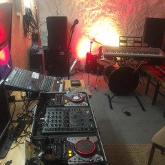 Radio Wapatiki  Reggae ,Kumbia live cut