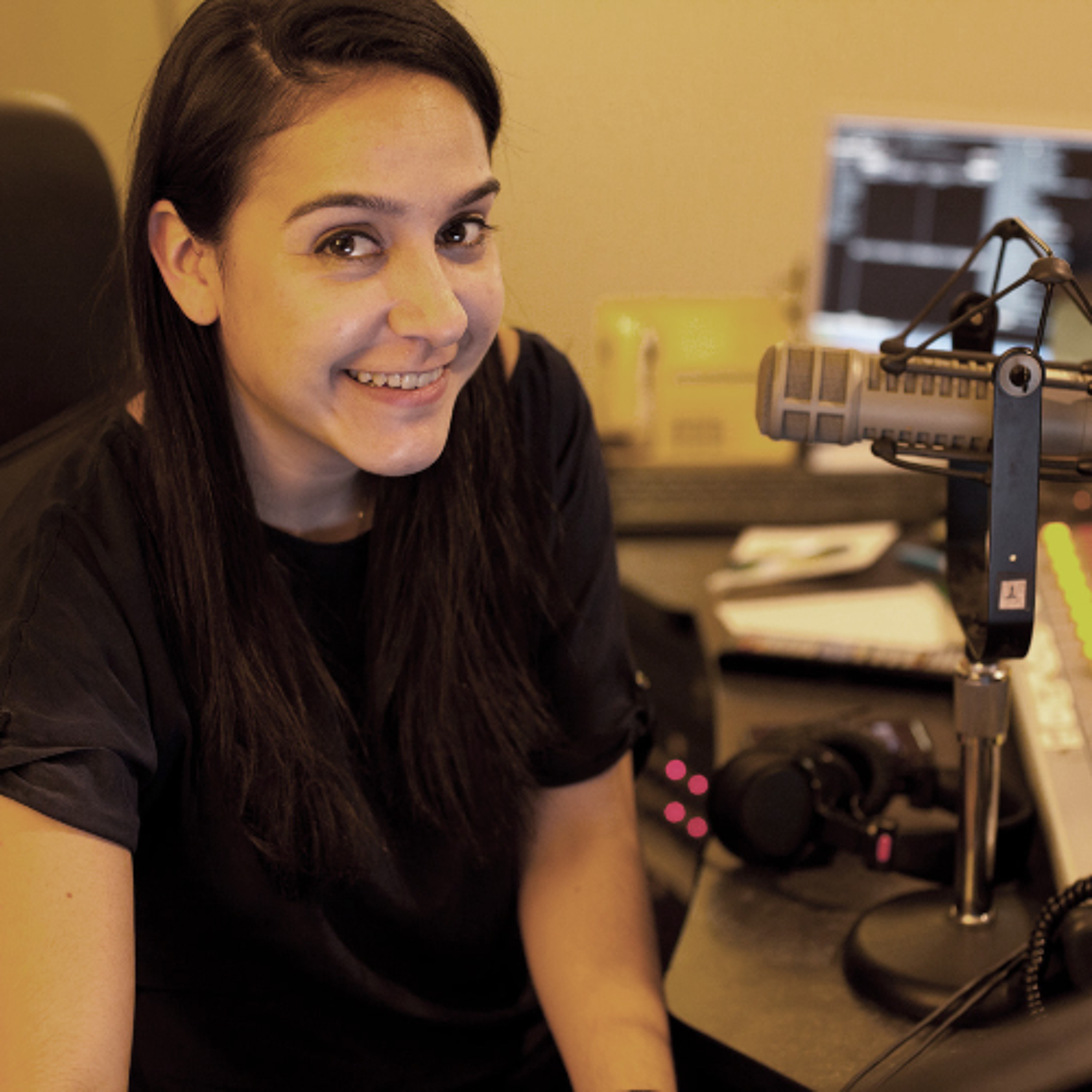 “Hellenic Voices” with Anna Eliopoulos – A tribute to Michalis Hatzigiannis