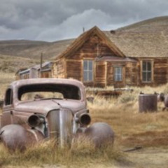 xhris2eazy - left town (prod. castrrr + qway)