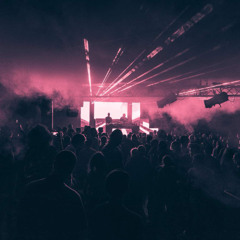 WHO LIKES HOUSE MUSIC?