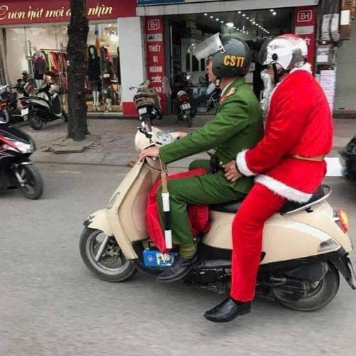 NST Trôi Ke - Bay Phòng Mùa Noel - WinKy