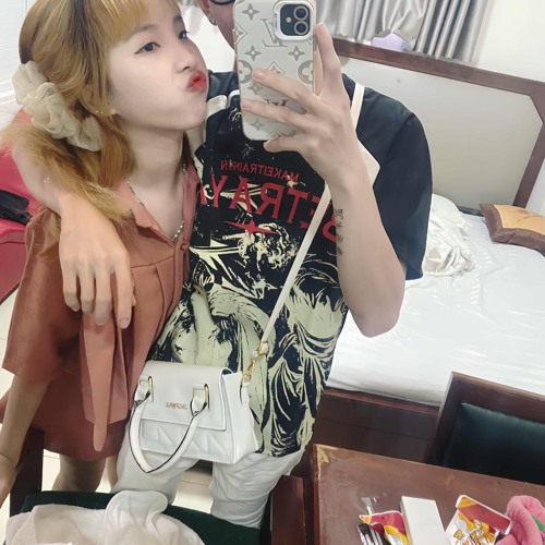 Anh Xoè Đôi Bàn Tay Trắng Ba Má Em Mắng Không Có Tương Lai - NONSTOP Má Em Chê Anh Nghèo Remix 2025