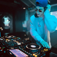 ACID TECHNO CON DJalejocastaño