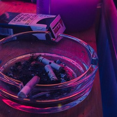 A S H T R A Y