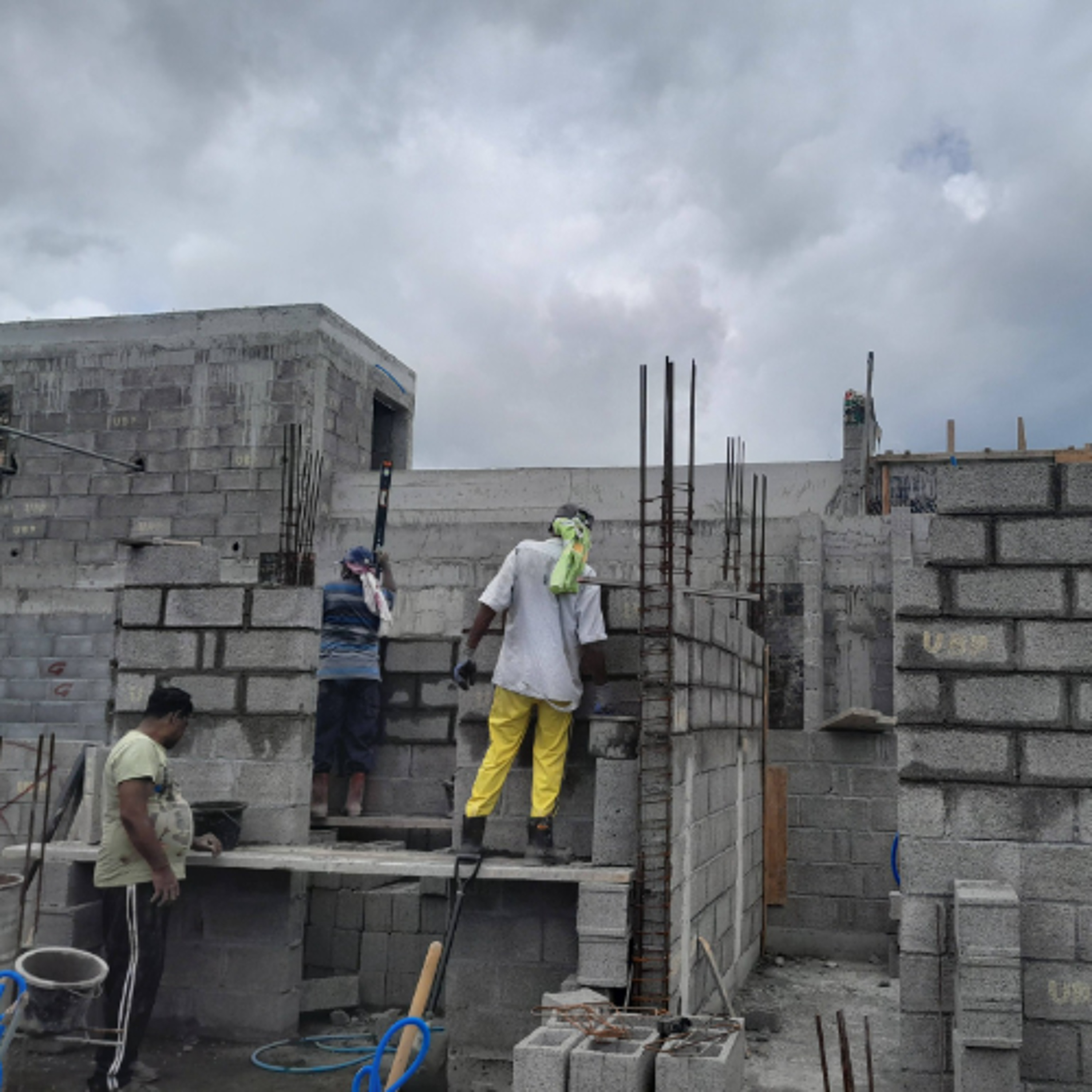 Construction : le secteur sous pression entre recul de l’activité et hausse des prix des matériaux