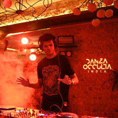 Danza Mix In A Parallel Universe