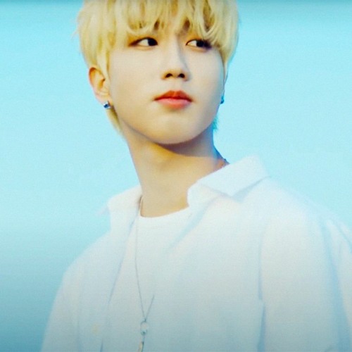 한 Close (SKZ-PLAYER)