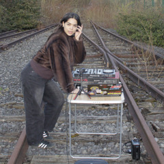Railve 25
