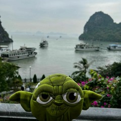 Aluna in hanoi 
Vietnam