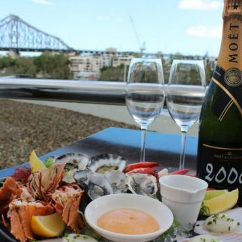 Stream Explore Services Provided by the Best Cocktail Bars in Brisbane