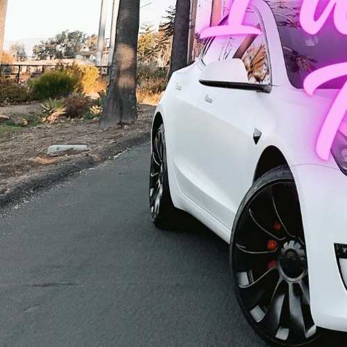 Stream Hold Me Close (Trippy Trav) Ft* D sway by D sway Listen online