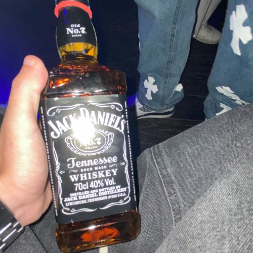 tipo é quem (prod. pr1m0)