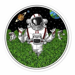 Man On The Moon 🤙🏽