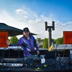 Reinier Zonneveld - Rooftop Livestream