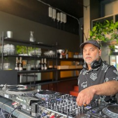 Antonio at Crabshakk (24/8/25)