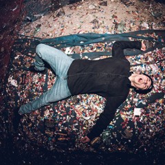 makko - makkohatjedenliebaussersichselbst (paulhatdichlieb edit)