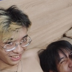 vinh và huy (đời tụi a vậy đó e)