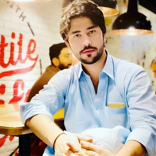 Uzeyir_Mehdizade_-_Elvida_Kecmisim__(_Yep_Yeni_Albom_2015_)(256k).mp3