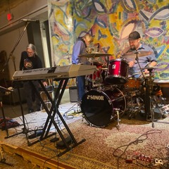 Sonic Bloom - Sideways Walk Sample Cut