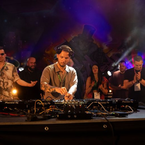 Fleeting Sunday #01 - HOLINEX