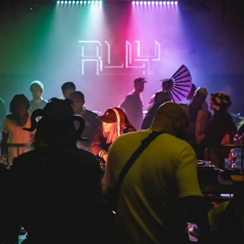 Sully x BlurrdVzn (The Gymnasium)