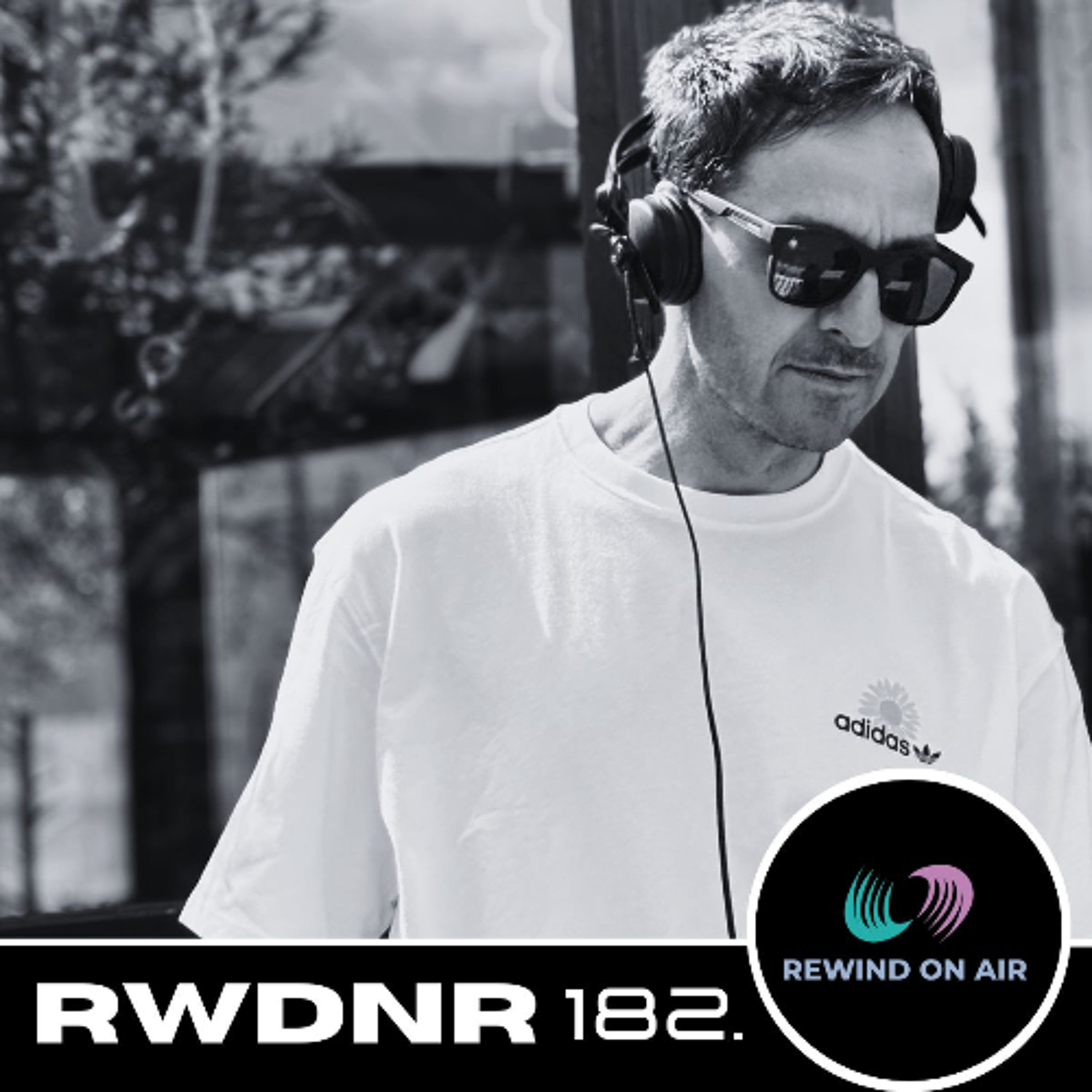 ROBERT SIMON - REWIND ON AIR RADIOSHOW