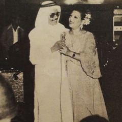 أنتِ نفحً مِنْ إلهٍ أبدّع الخلقَ لِيفخر