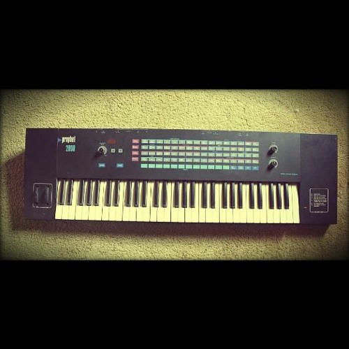 Sequential Prophet 2000 Demo