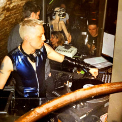 GOTHRONIC MIX by HIV+ (FREE DL)