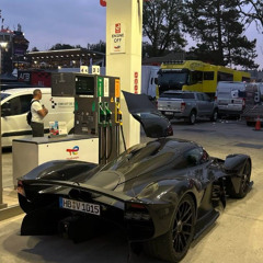 Punchmade Dev - Instagram Reaper (432hz) sped up + bass boost