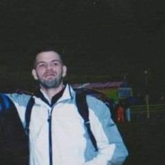 Ég er púlsinn í tóminu, draugur í bitinu