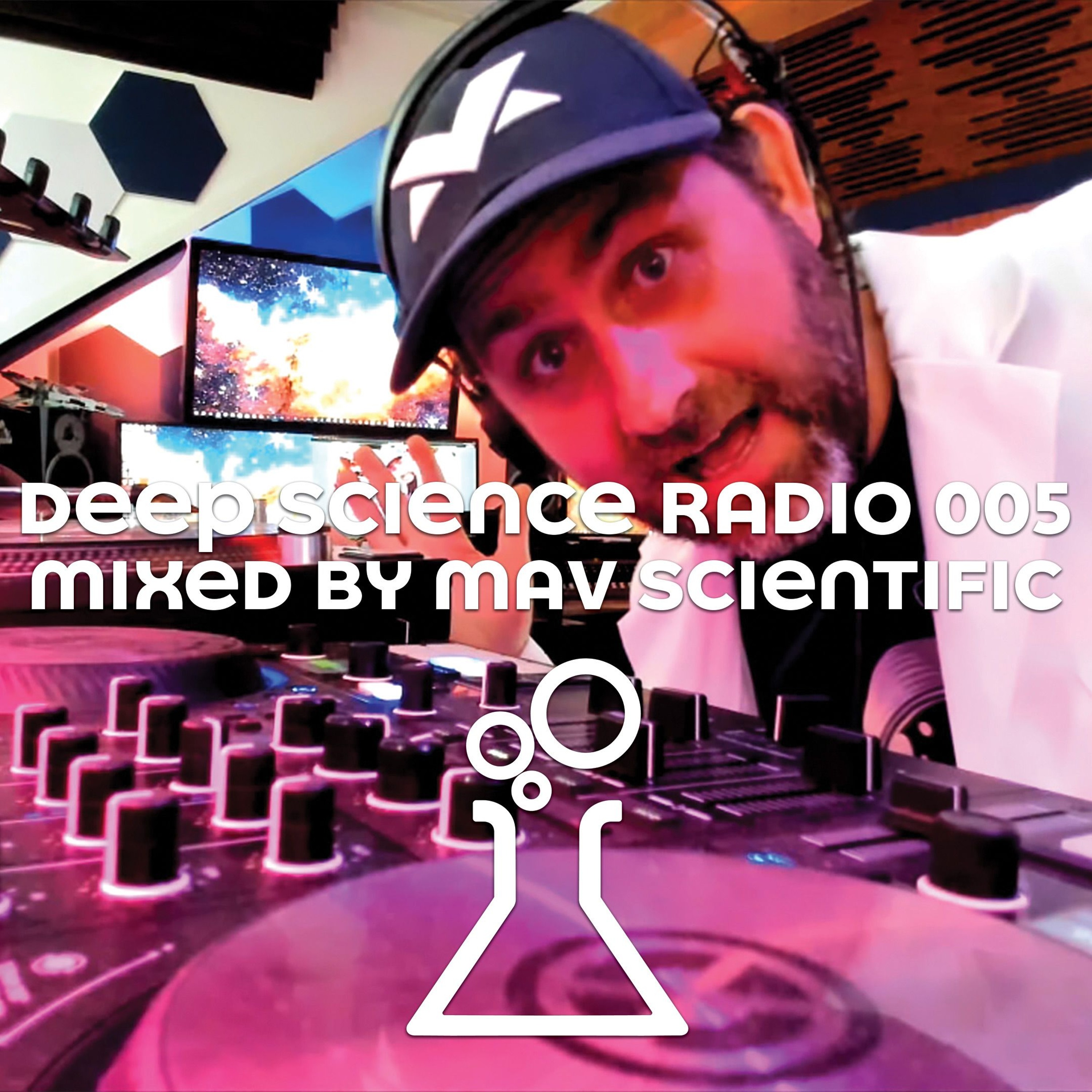Mav Scientific @ Deep Science Radio 005 | Astronaut on the Decks | Deep House Mix | Tech House Mix episode artwork