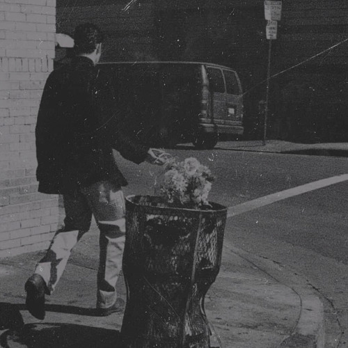 Nặng tình hay nhẹ lòng