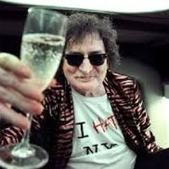 CHARLY GARCIA en 1 minuto