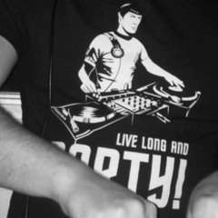 Dj Ruxbe trustwally