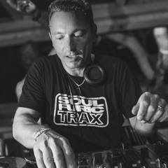 Brian Tappert In the Mix