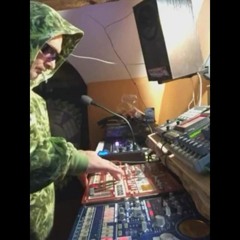 Gary Parker23 - Live Room